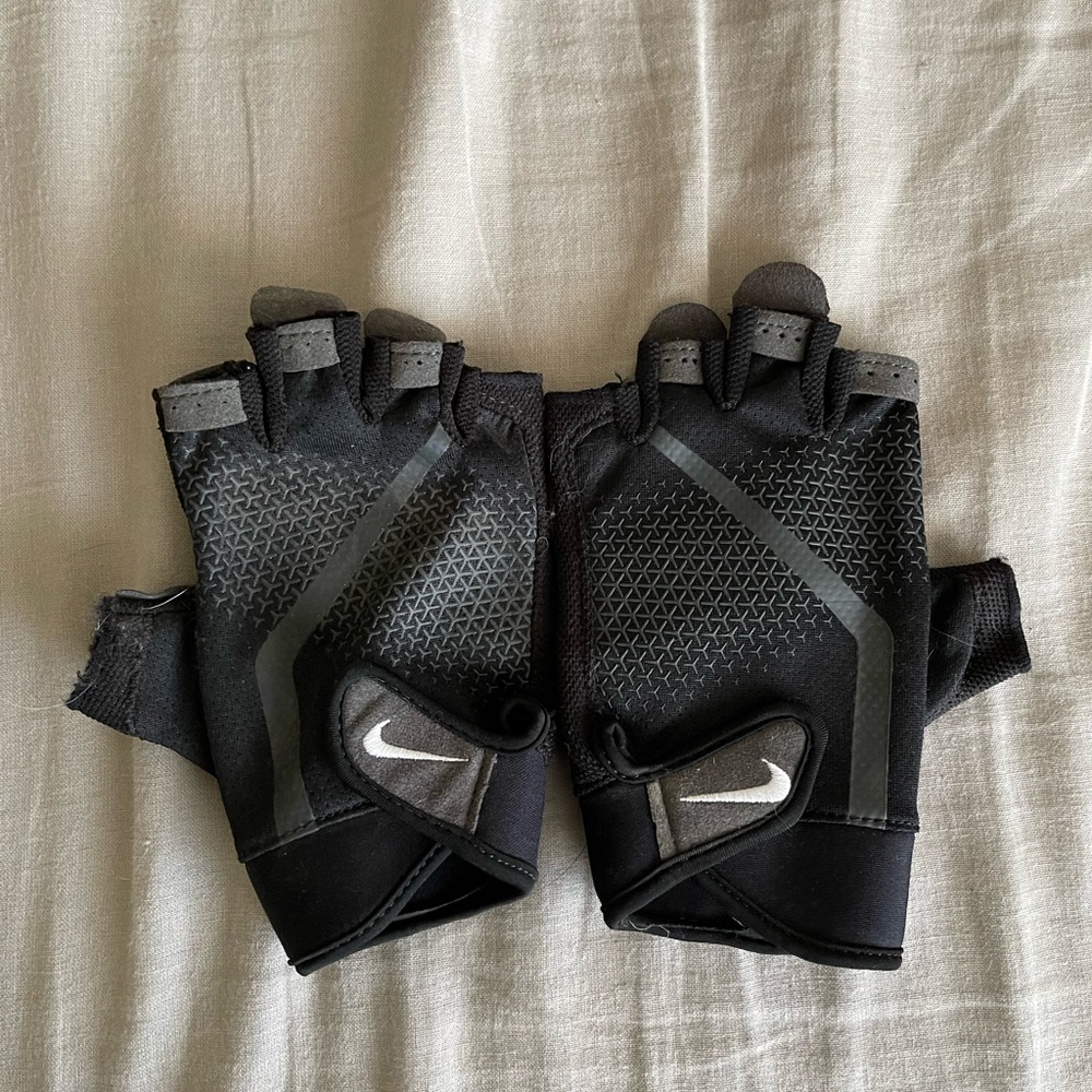 Gym gloves